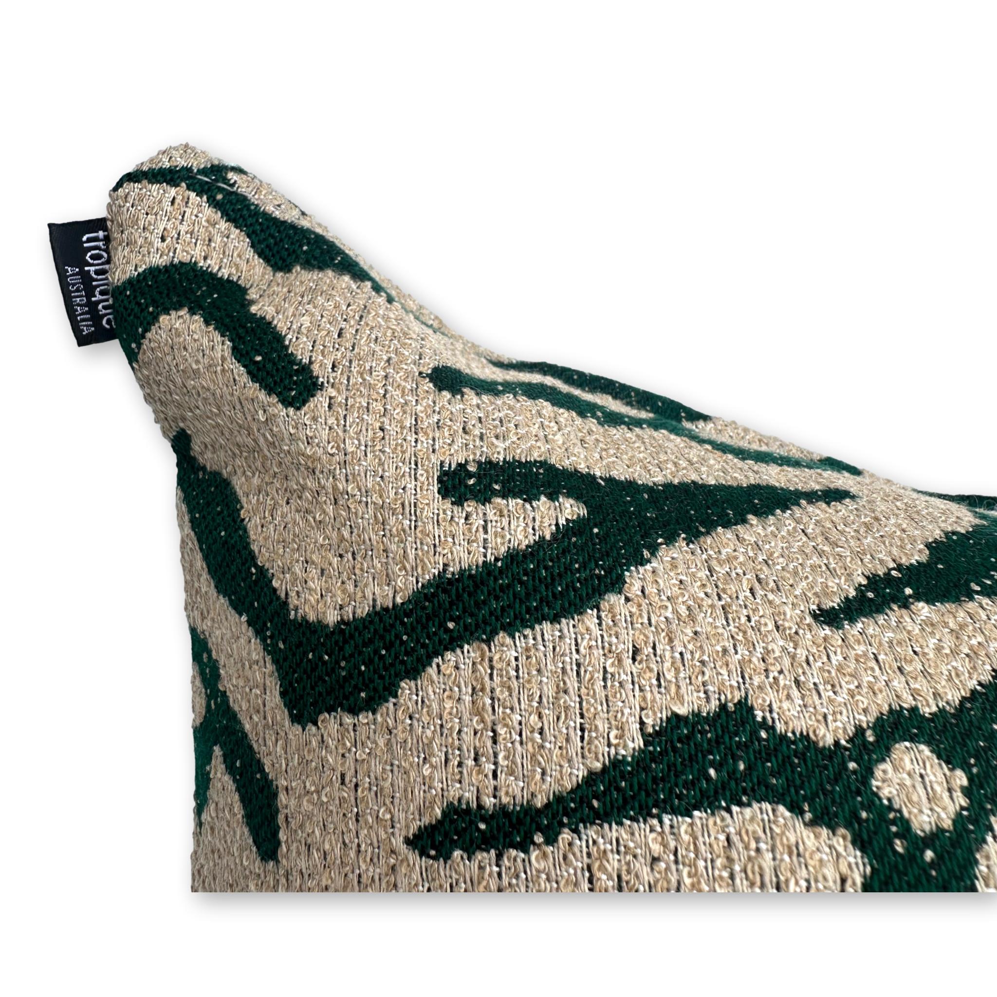 Lounge Back - Panthera Ivy