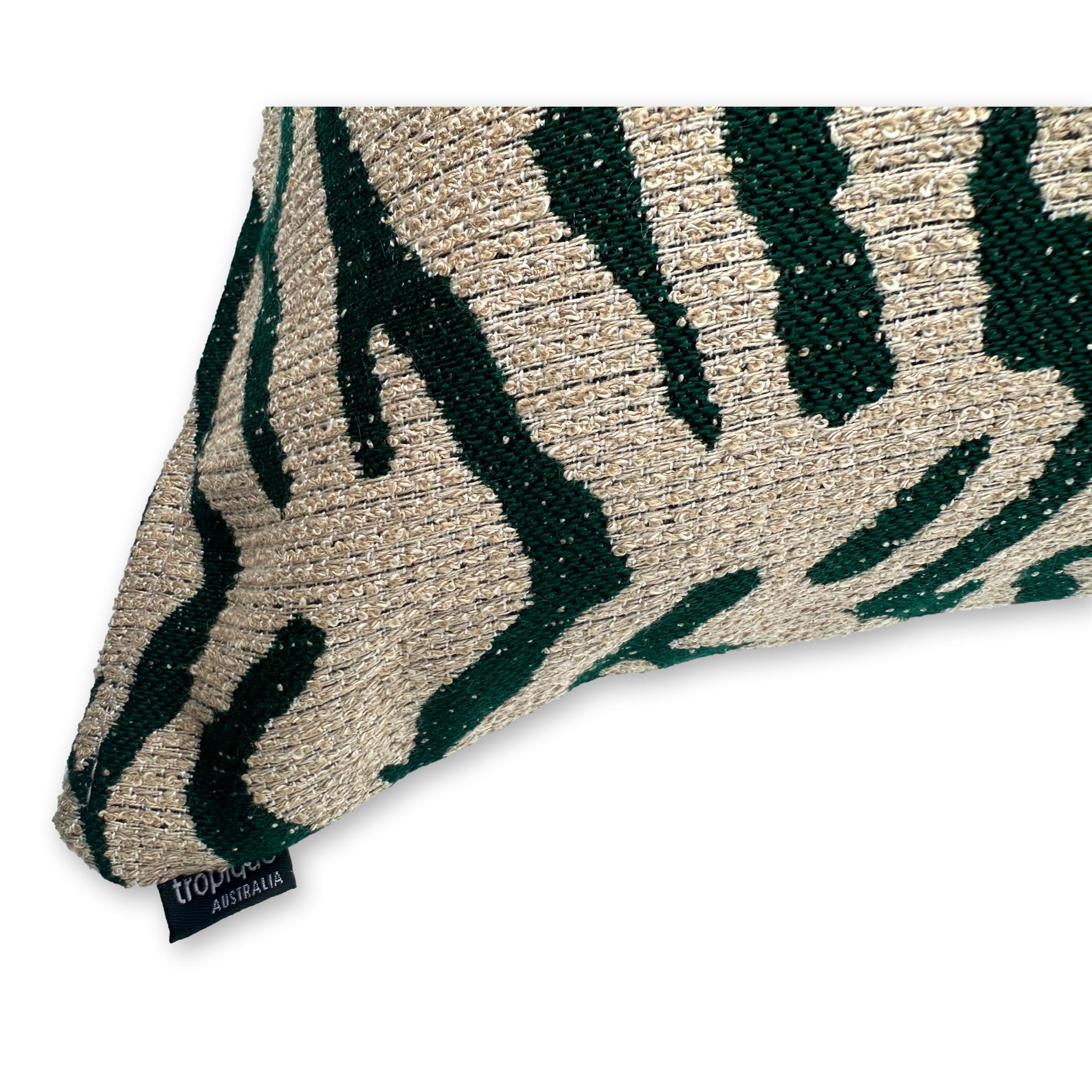 Lounge Back - Panthera Ivy