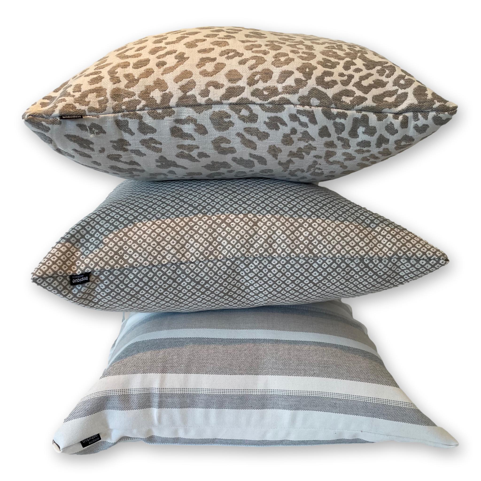 Lounge Back - Shibori in Stone