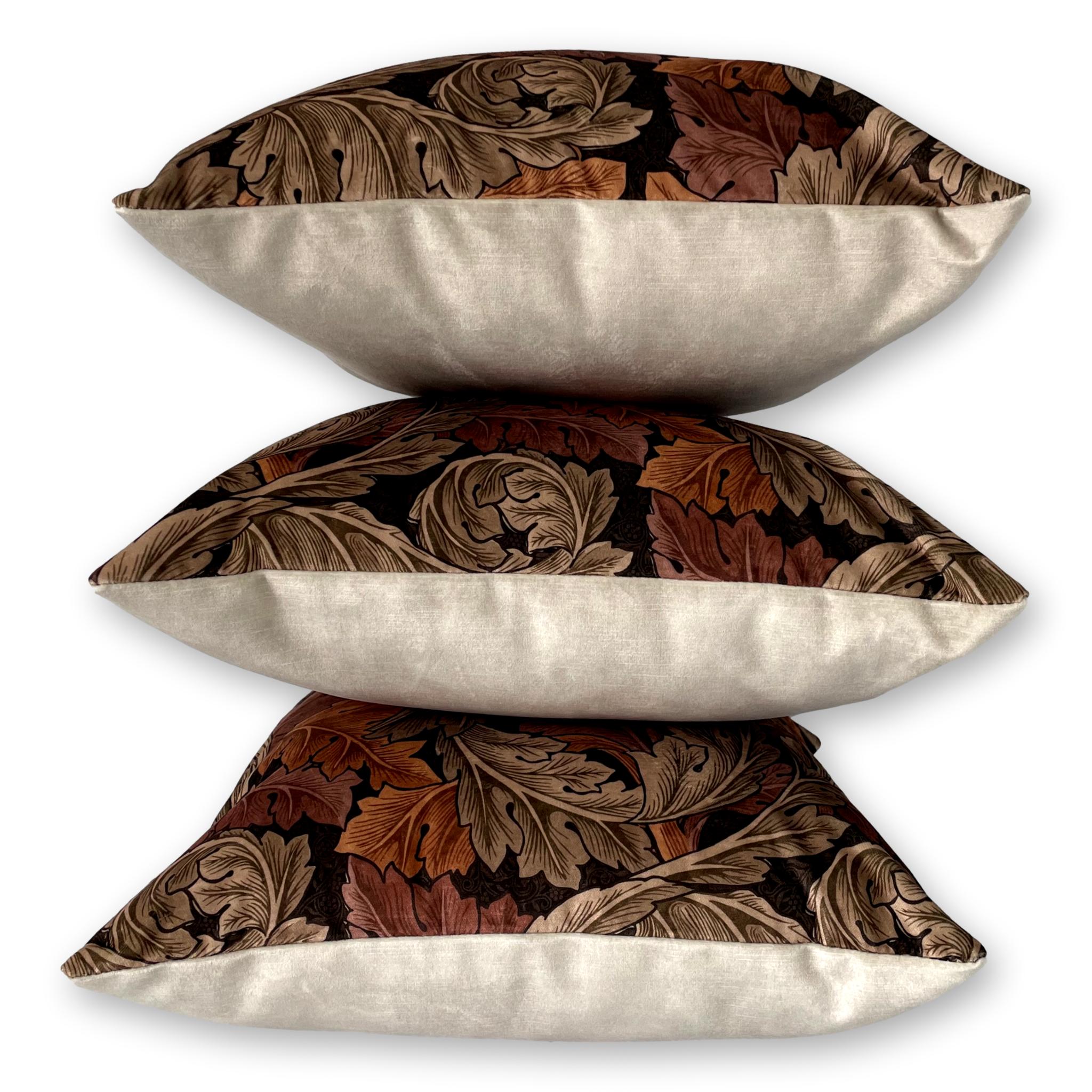 Acanthus Velvet in Acorn