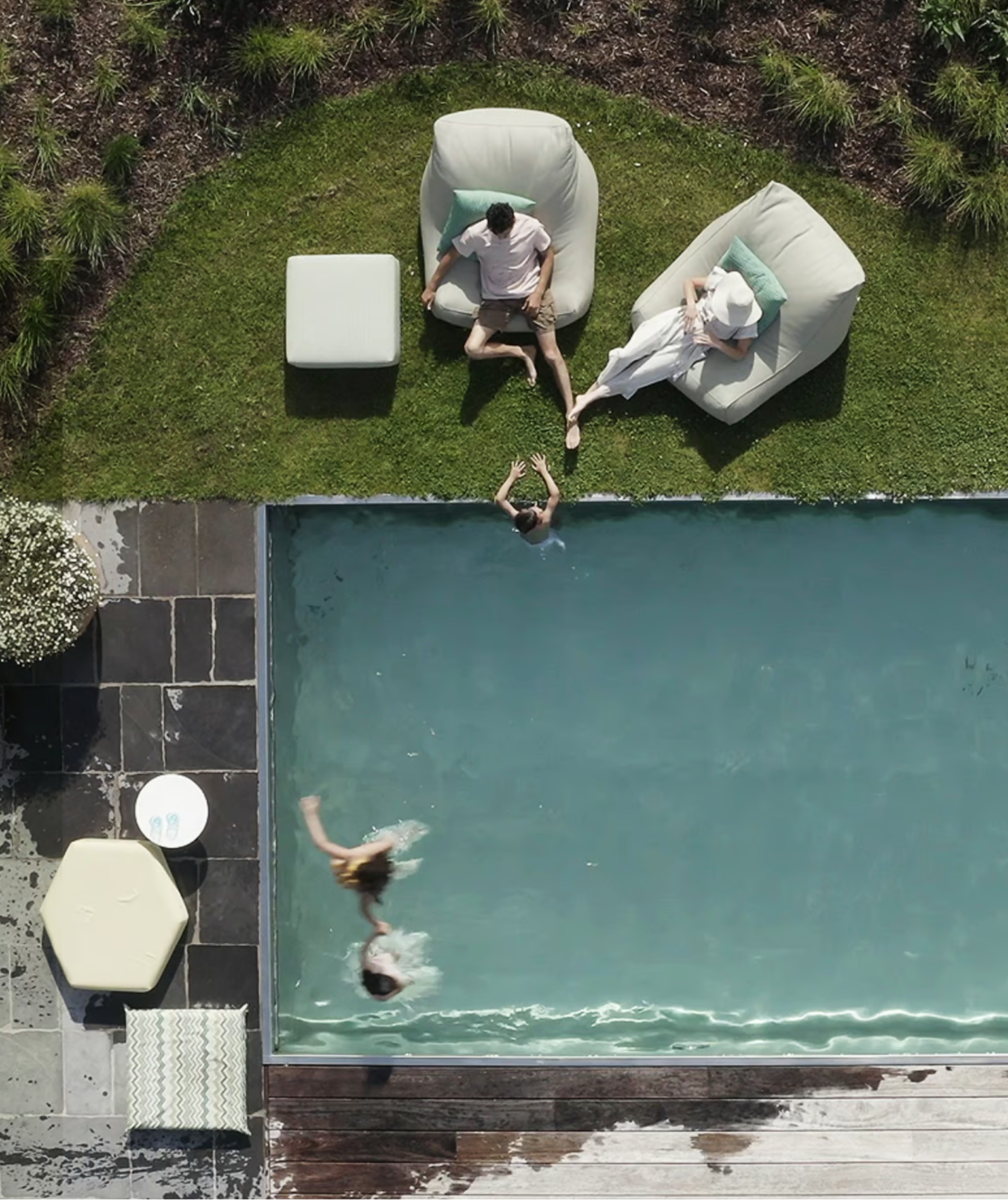 Poolside Classic Collection by Zepel