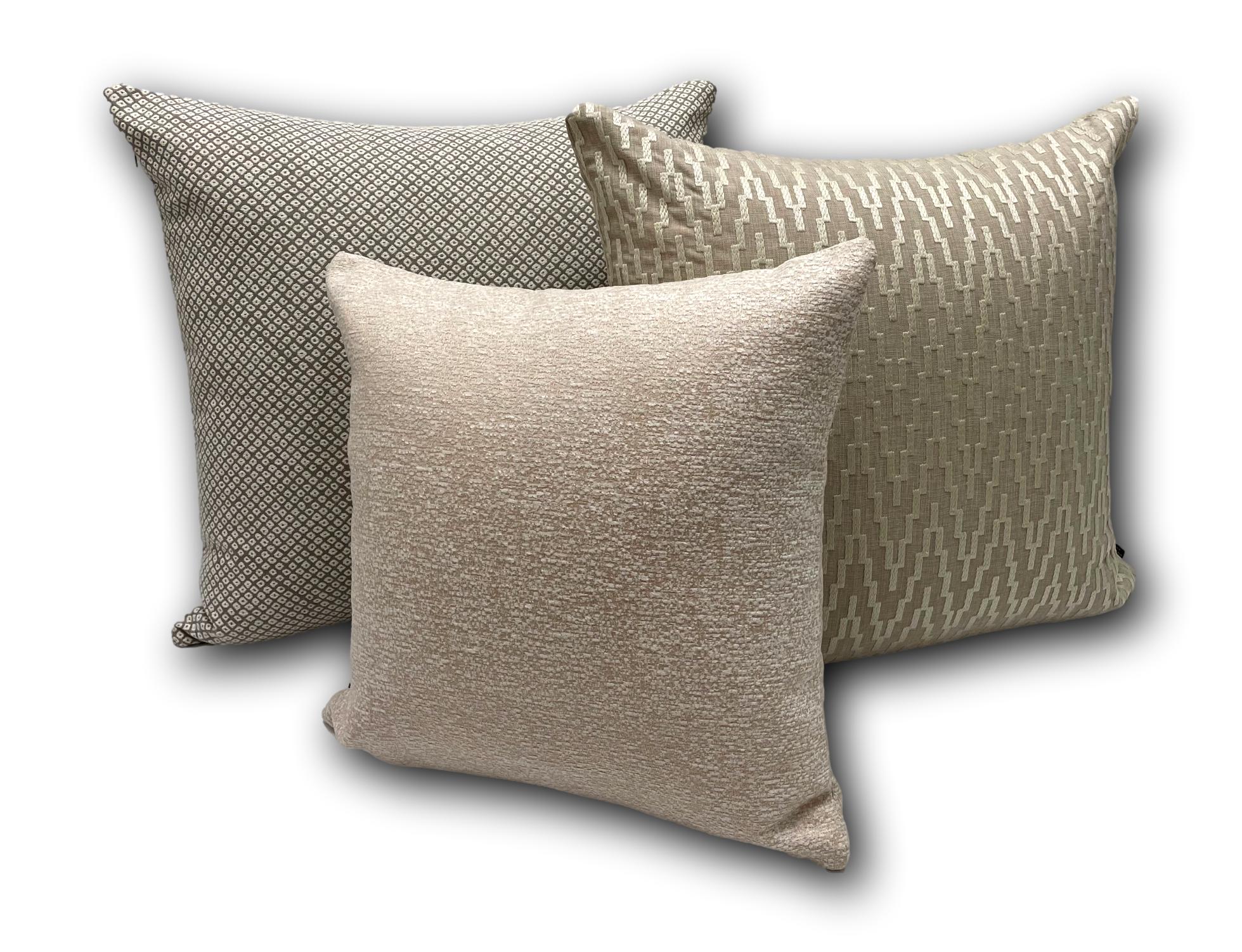 Outdoor Boucle Shell