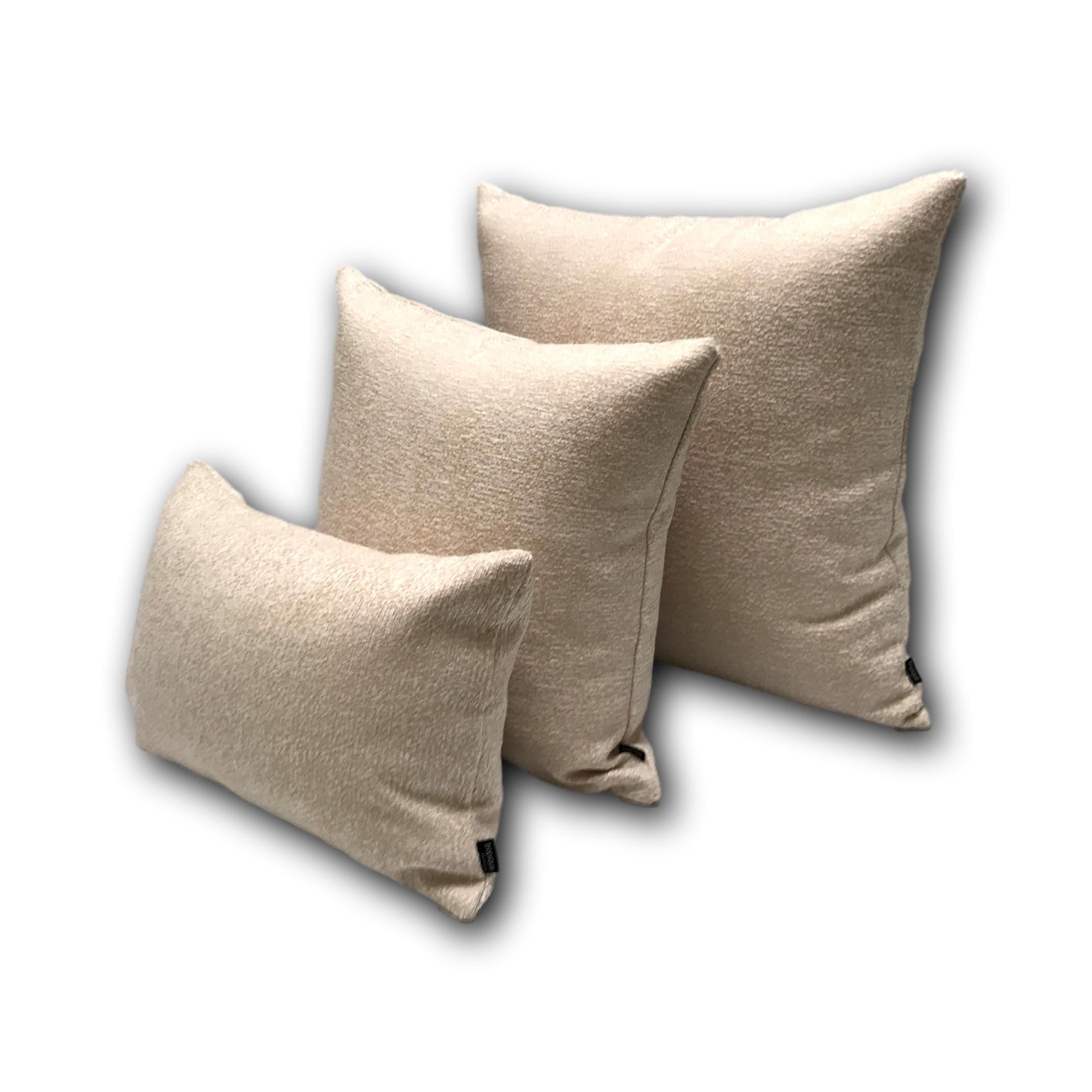 Outdoor Boucle Shell