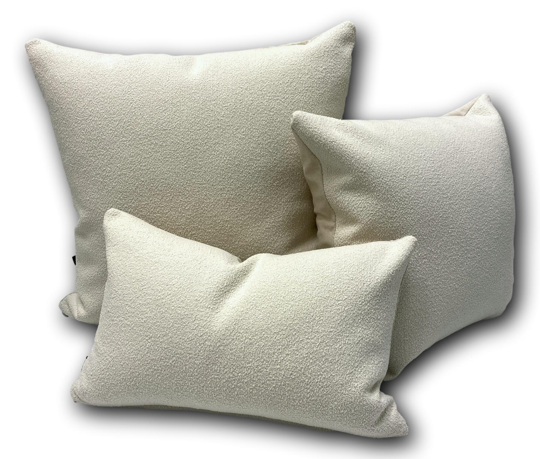 Boucle in White