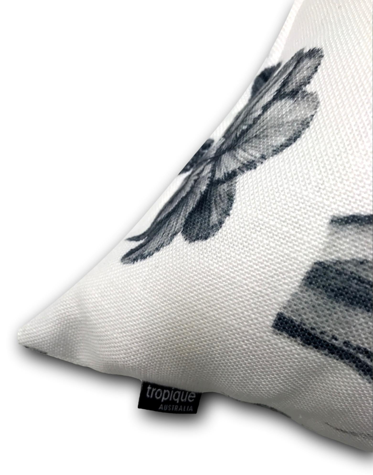 Luana Linen in Charcoal White