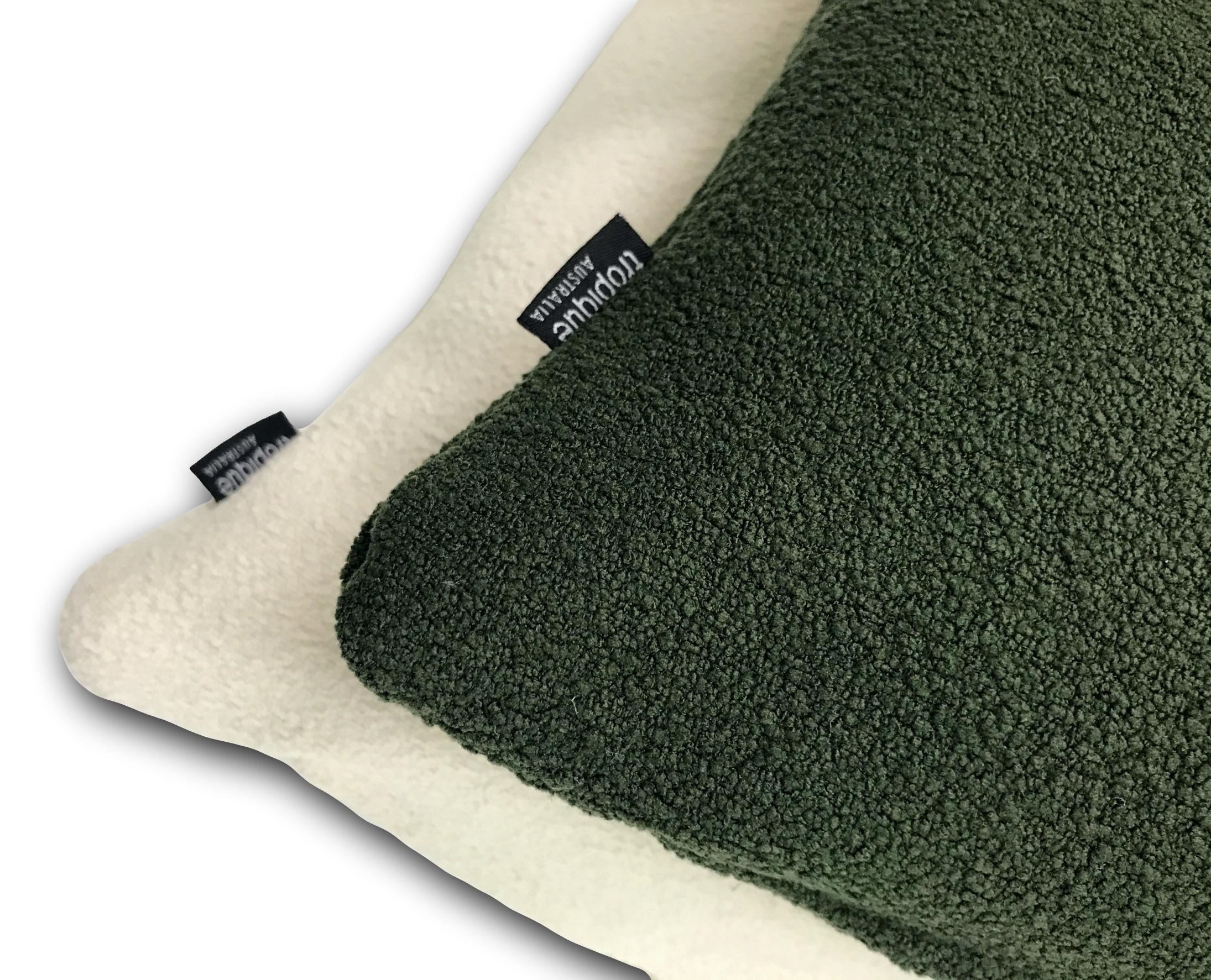 Boucle Luxe in Olive
