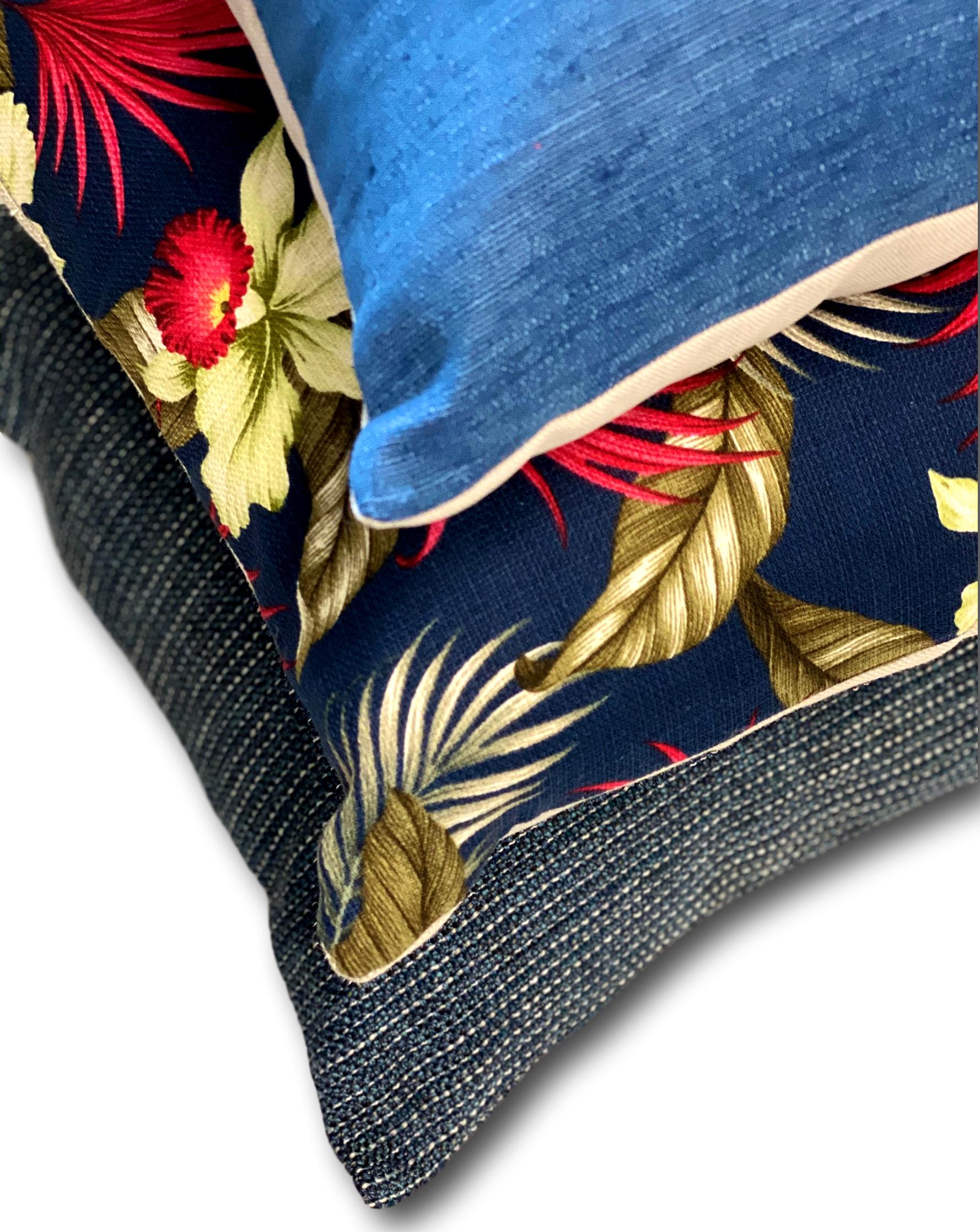 Feelgood Coco Set in Hibiscus - Tropique Cushions