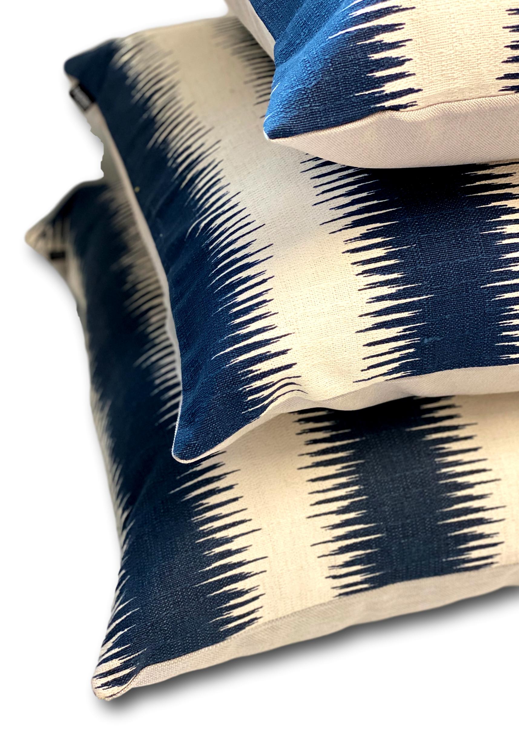 Feelgood Chill in Indigo Trio Set - Tropique Cushions
