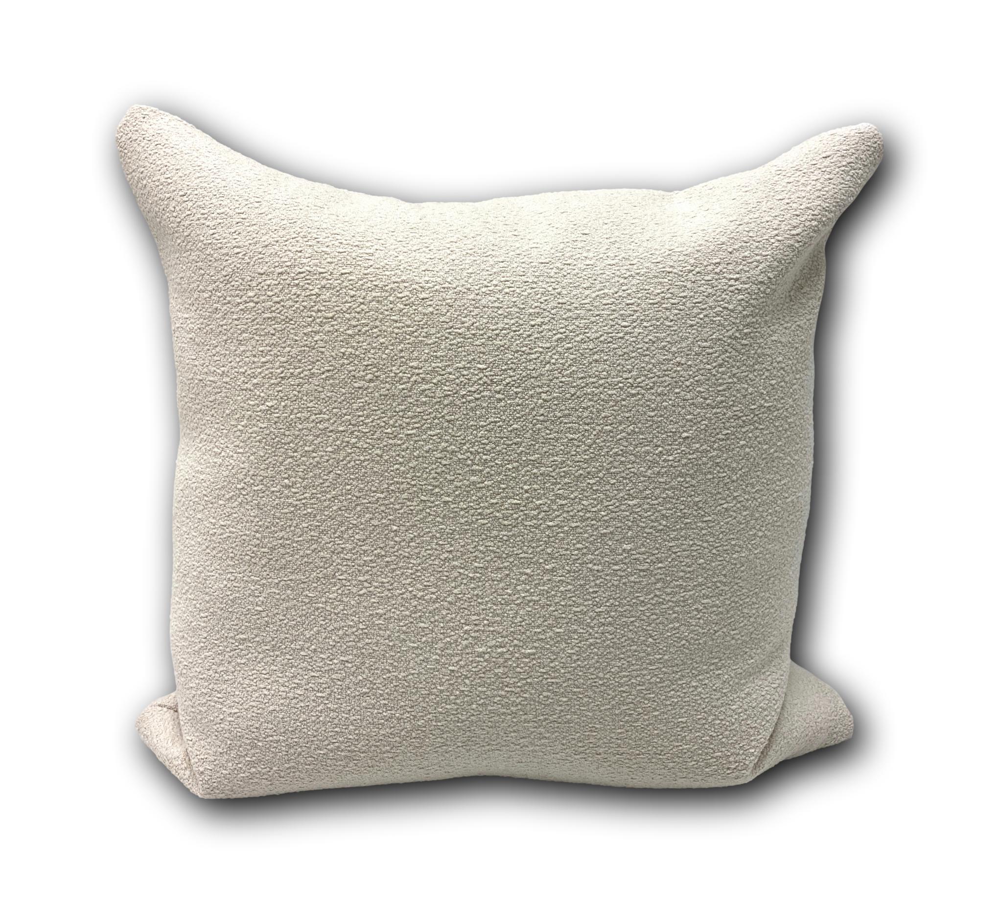 Boucle Luxe in White