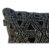 Stippled Triangle in Classic Black