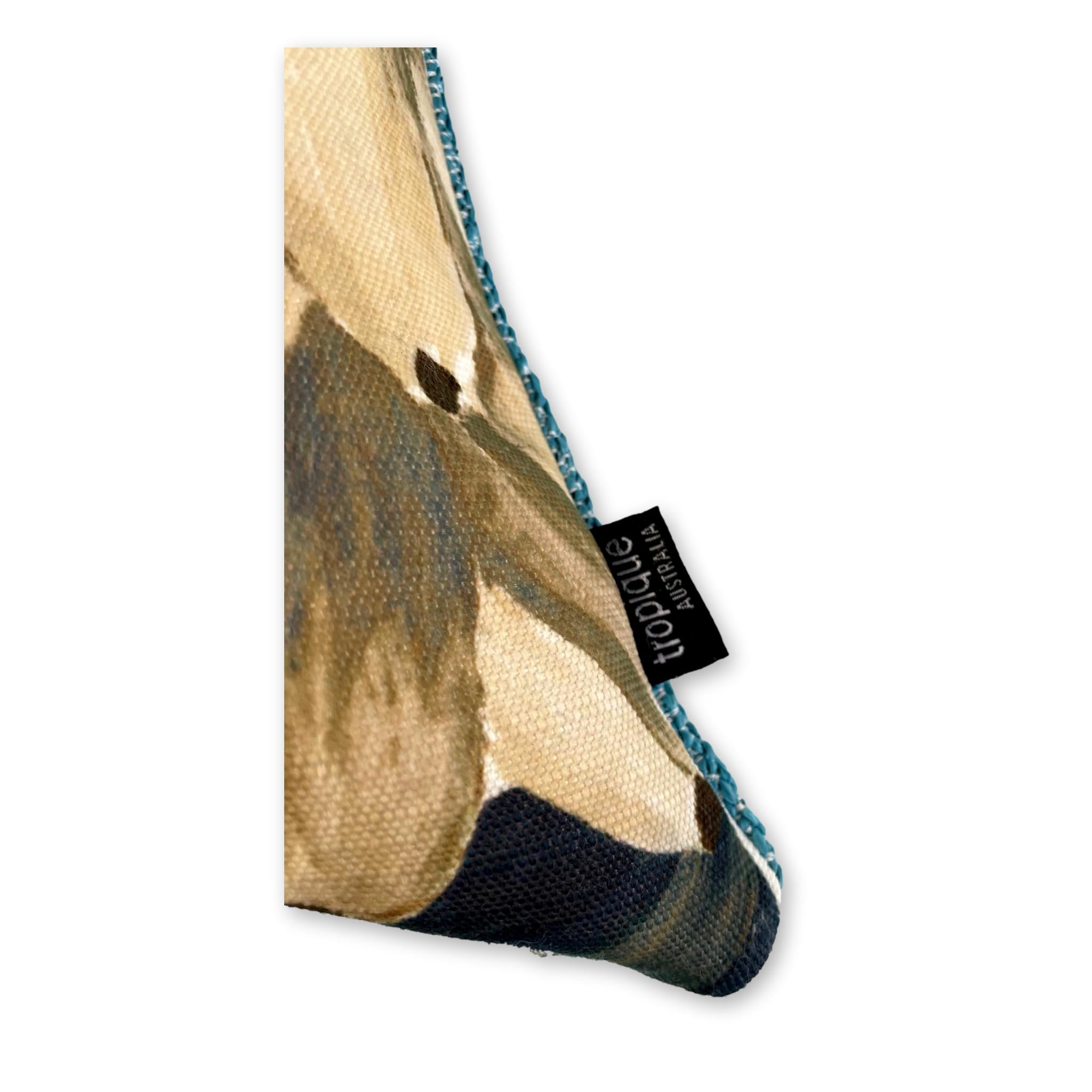 Tropicalia Coast