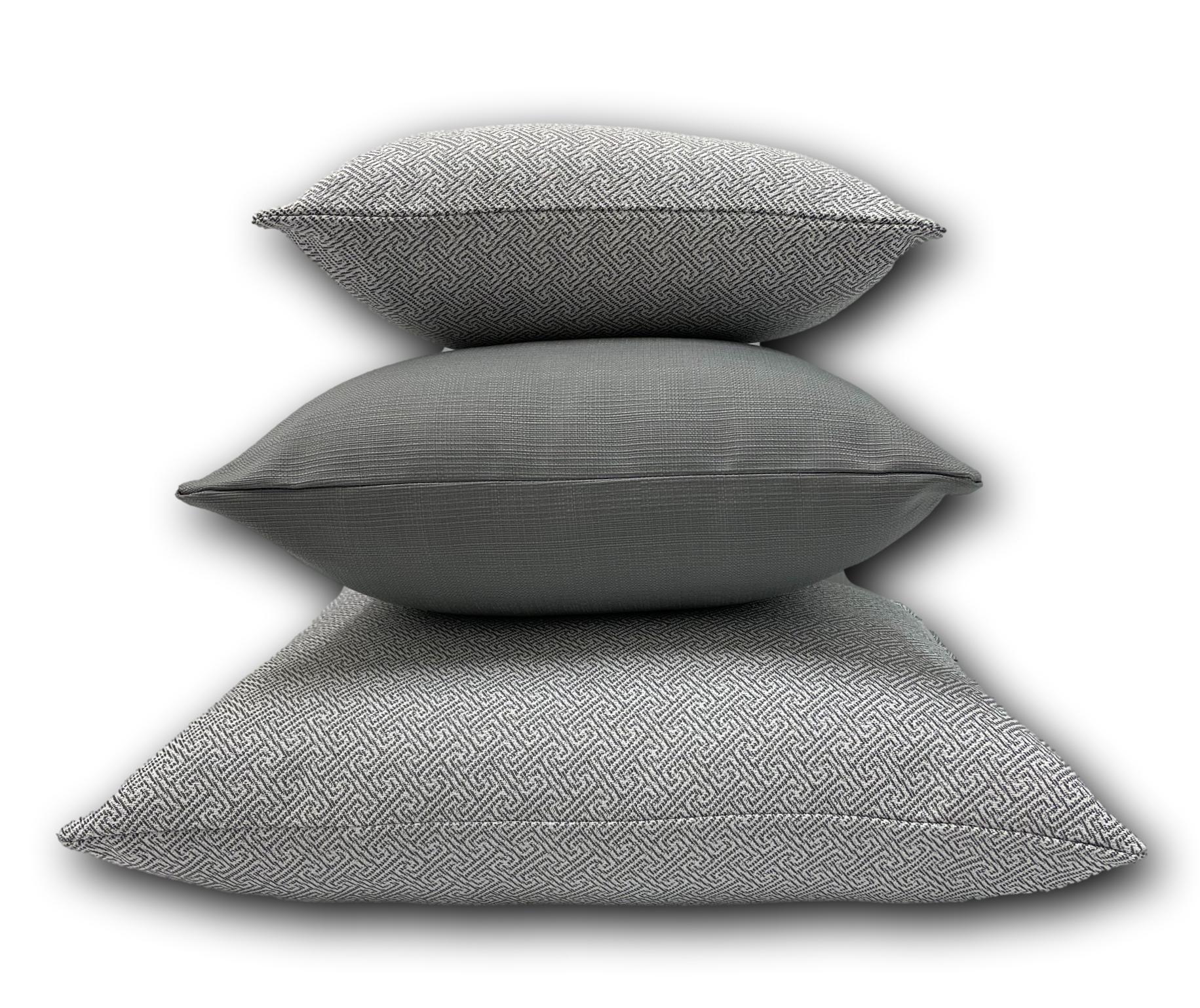 Quay in Gull - Tropique Cushions