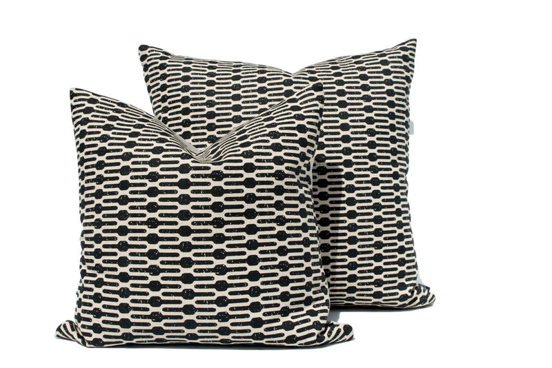 Dock in Urchin - Tropique Cushions