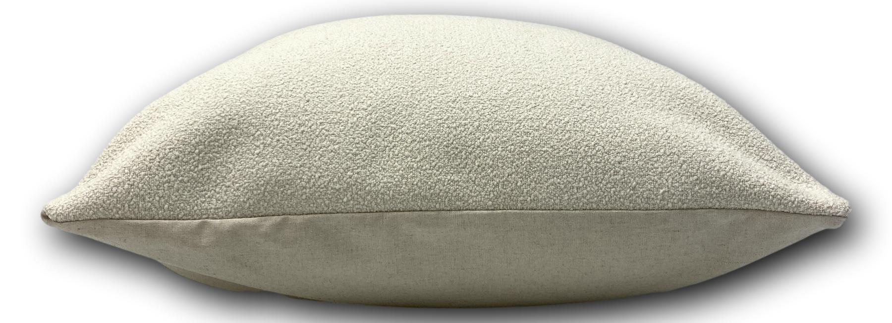 Boucle in White