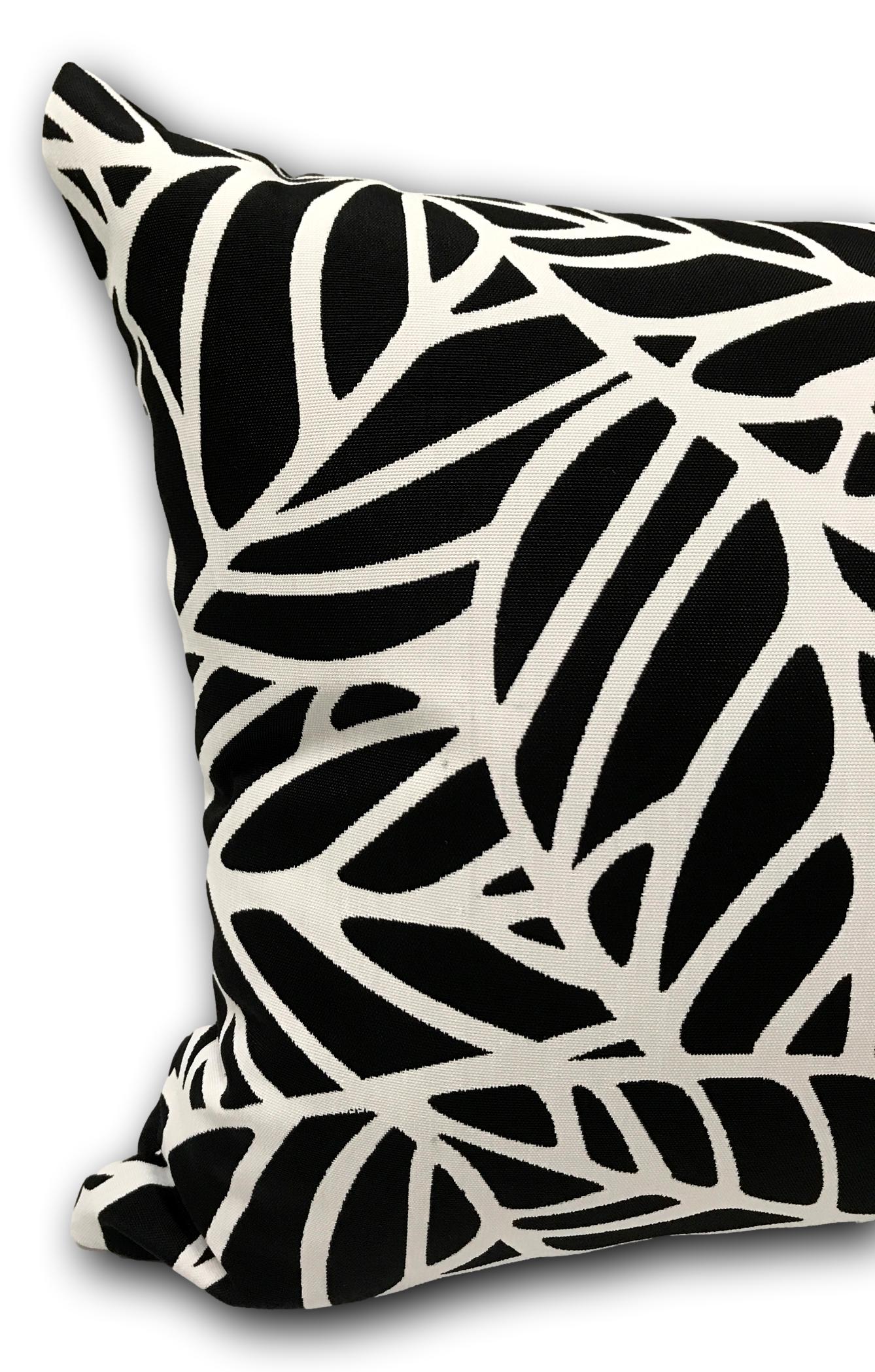 Sunlounger Tulum Poolside in Black