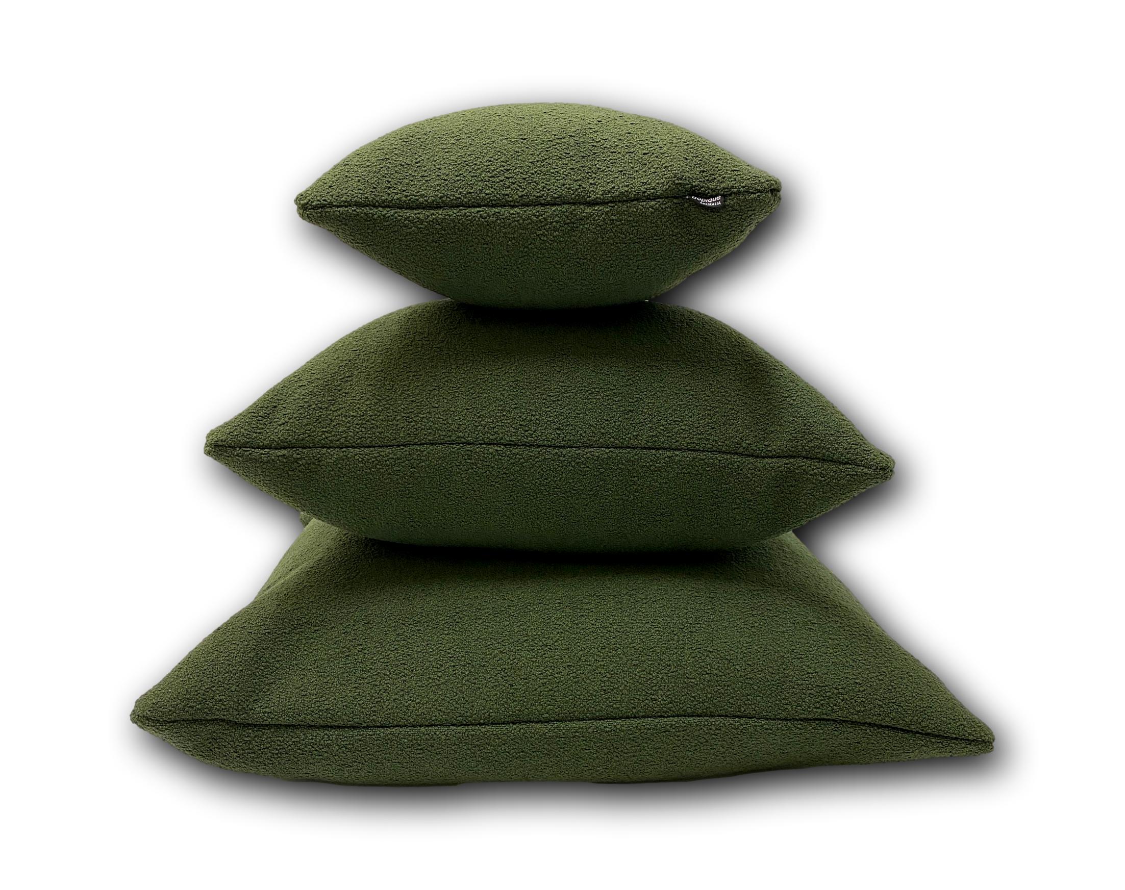Boucle Luxe in Olive