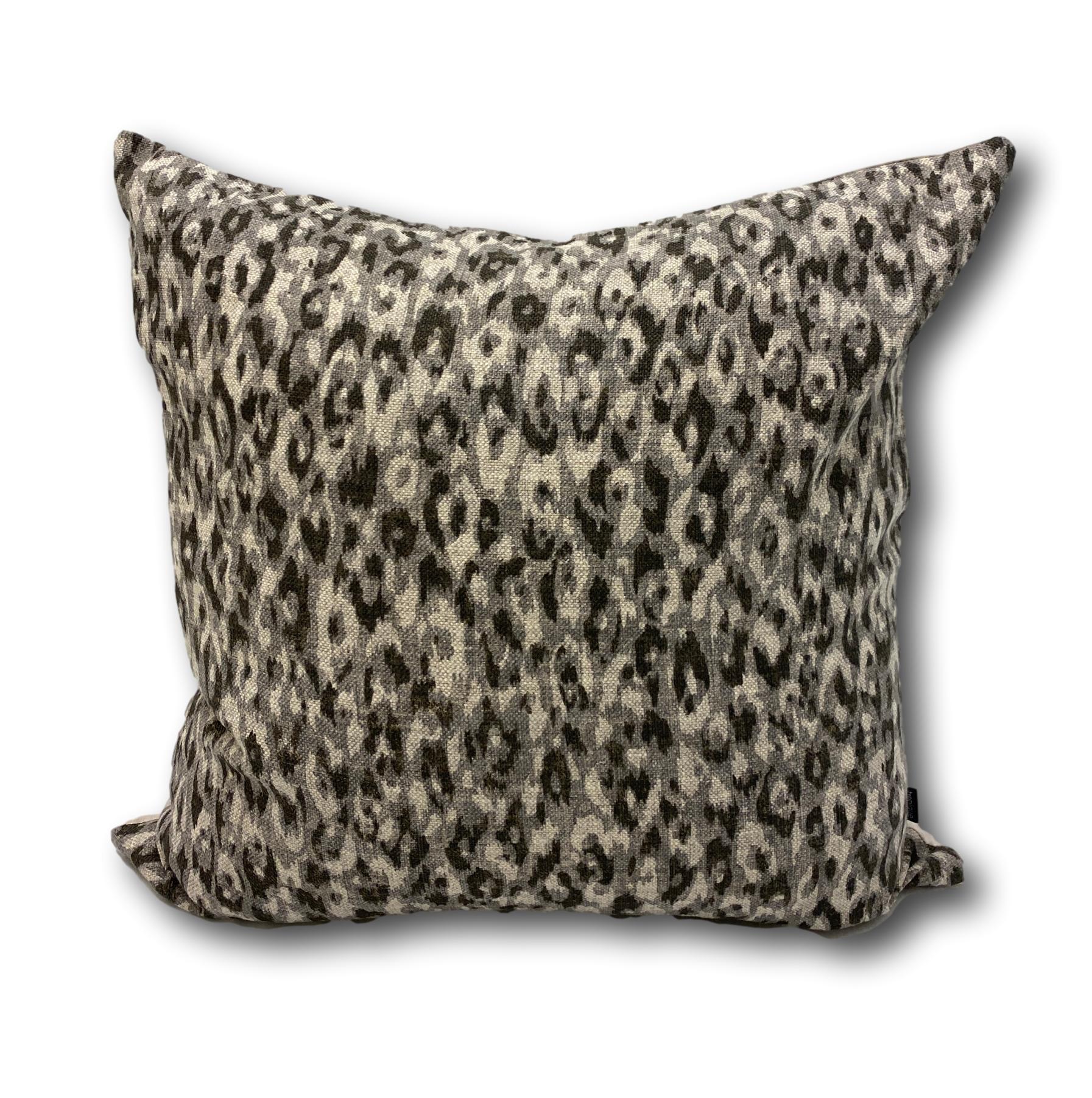 Leopard in Pepper
