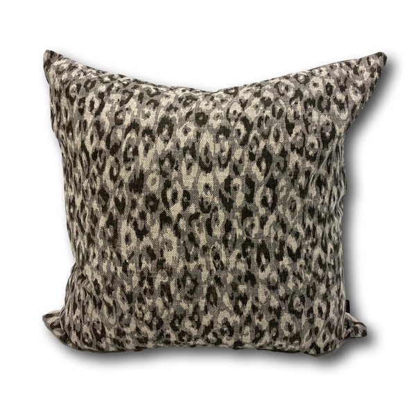 Leopard in Pepper