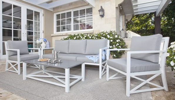 Shelta Lotus Outdoor Rug - Dark Grey