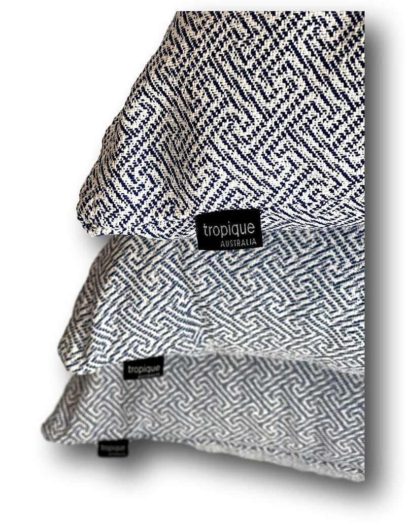Quay in Marine - Tropique Cushions