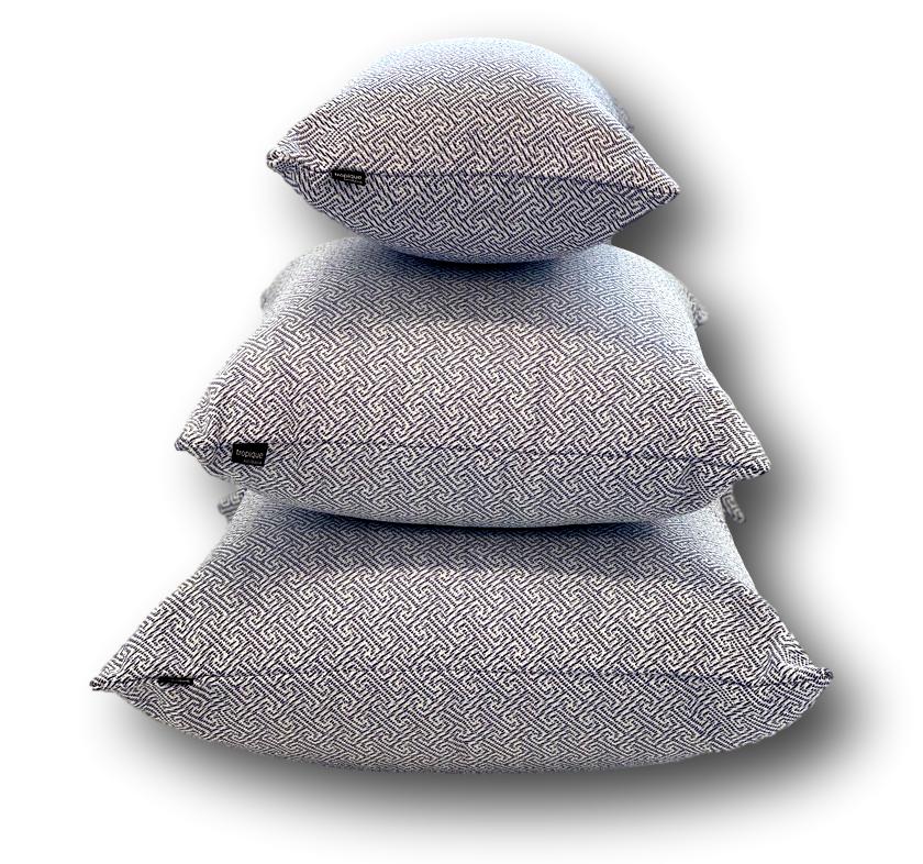 Quay in Marine - Tropique Cushions