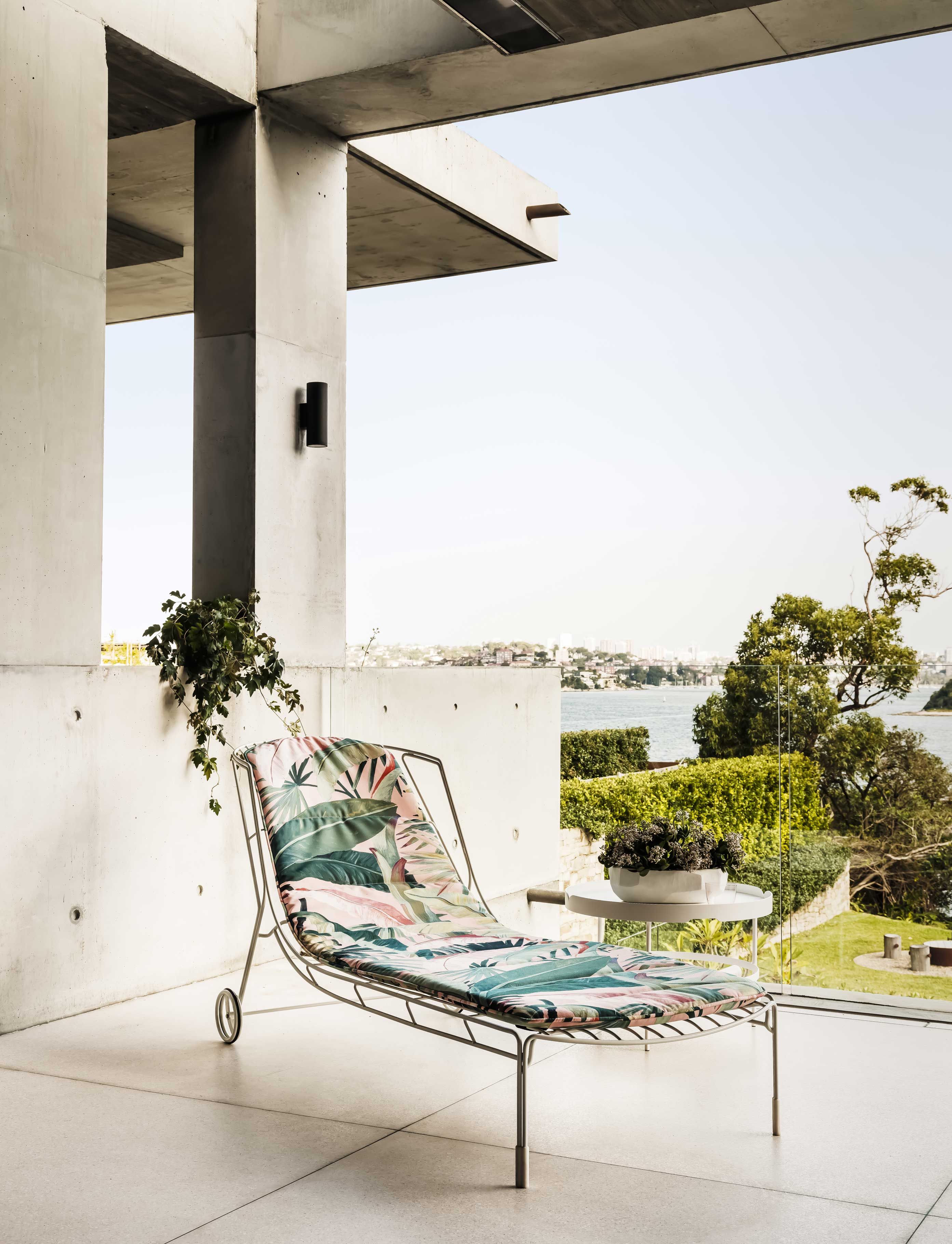 Mokum Tropicalia Hollywood Bench Seat Cushion